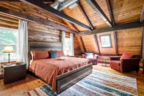 Lilla’s Cozy Cabin: Where Comfort Meets Fun! - Image 4