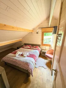 Chalet with Sauna and Jacuzzi for 6 people - Image 3