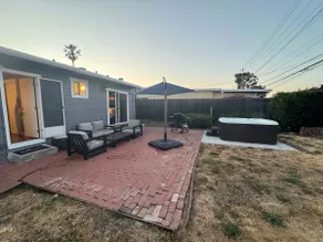 2139 SanMateo 3B AC Home Parking WIFI fully Fenced Yard - Image 4