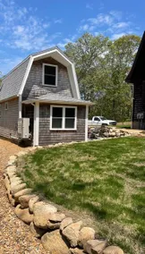 Cozy Vineyard Cottage - Image 2