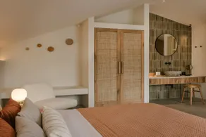Veranda Suite - Image 3