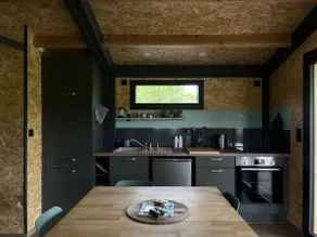 Comfortable and minimalist lodge - Image 2