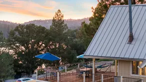 Epic Lake views • Near Yosemite • Family Retreat - Image 3
