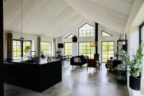 Modern house with SPA bath in a rural setting - Image 2