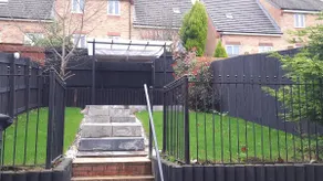 5* | 3 Bed Home | Free Parking | Prime Location - Image 3