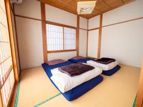 10 minutes to Matsumoto Castle, 2 minutes to the hot springs, maximum 10 guests, free parking for 2 cars - Image 3