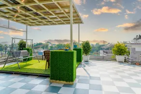 The Solitaire (Luxury Penthouse) - Image 5