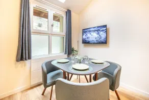 Le Petit Bastille Studio • Historic Center - Image 3