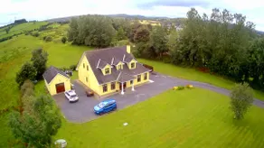 Yellow House - Image 3