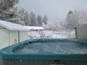 Historic HM, Mountain Views, Hot Tub, Steam Room - Image 3