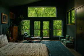 Design-Forward Riverfront Villa near Sequoia - Image 3