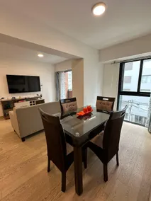 Modern apartment with air conditioning and balcony, near Parque Kennedy - Image 2