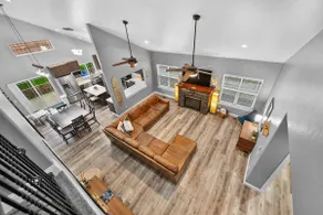 Waves Beach House-close to beach, town and more! - Image 2