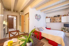 * * Very central suite, just 500 steps from the Arena * * - Image 3