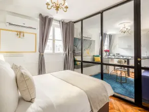 Merveil - Luxury Suite - Champs Elysees - Royale I - Image 5