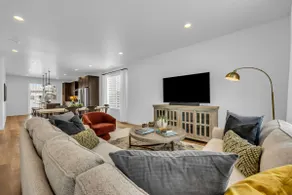 Snowbasin Ski Retreat | Modern & Cozy for Families - Image 2