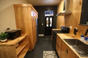 Remodeled Historic Home, Sleeps 4 - Image 5