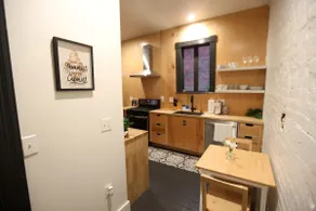 Remodeled Historic Home, Sleeps 4 - Image 2