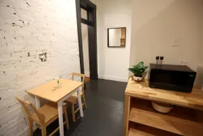 Remodeled Historic Home, Sleeps 4 - Image 4