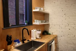 Remodeled Historic Home, Sleeps 4 - Image 3
