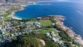 Silver Hill ~ from farm cottage to splendid beachy vibes! - Image 4