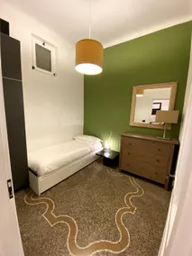 Cozy Penthouse with Terrace 8 min from the center and the sea - Image 4