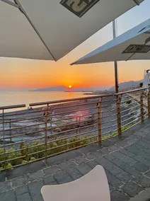the house by the sea - Image 5