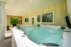*SÔ Lodges* Luxueux Chalet Bromont / Shefford - Image 3