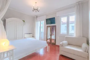 Le Cortigiane: Suites at Venice Mestre Train Station - Image 2