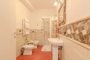 Le Cortigiane: Suites at Venice Mestre Train Station - Image 5