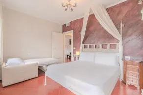 Le Cortigiane: Suites at Venice Mestre Train Station - Image 3