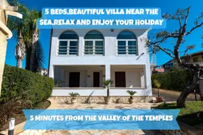 The Terrace Overlooking the Sunset - Apartment in Villa - Image 2