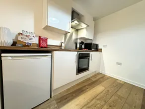 The Nordic Apartment, 2 - Bed, Pets Welcome - Image 4
