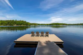 Muskoka Getaway | Games, Netflix, Kayaks - Image 3