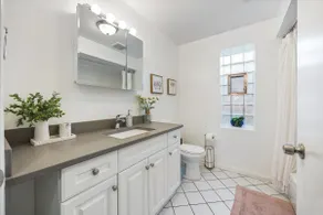 Your Accessible Family Getaway: 3-Bed Ground Level - Image 5