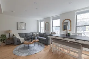 Spacious 4 bedroom Midtown west - Image 3