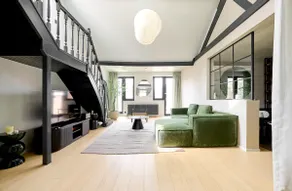 luxurious penthouse with jacuzzi and sauna - Image 2
