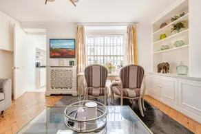 Belgravia Mansion by Buckingham Palace - Sleeps 12 - Image 2