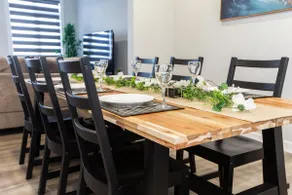 Beautiful Newly Built House - Downtown Edmonton - Image 3