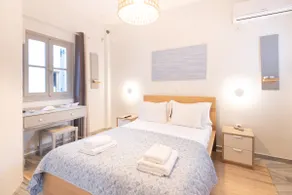 Swell S2 maisonette with private Jacuzzi in Naousa - Image 5