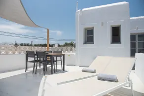 Swell S2 maisonette with private Jacuzzi in Naousa - Image 4