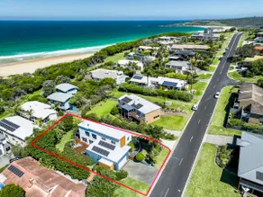 Tura Beach House - Image 4