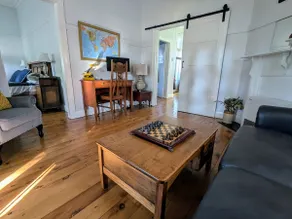 Charming Bathurst Bungalow on Leafy Street - Image 2