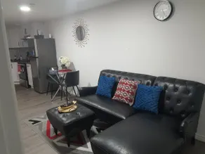 Beautiful Tranquil 1Bedroom Basement Suite - Image 2