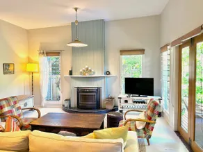 Salt Cottage: Pet Friendly Werri Beach, Gerringong - Image 3