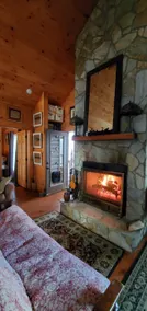 Spectacular Fall Foliage! Cozy Cabin on 11 acres w/ Lake & Mtn Views. - Image 3
