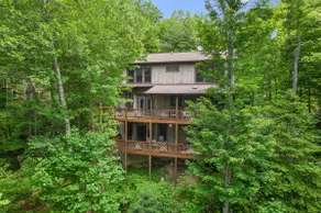 Luxury Cabin with Amenities! - Image 5