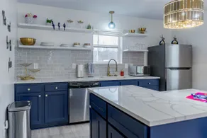 Sleek+Stylish Home Near Downtown - Image 4