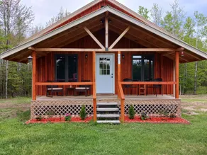 Cozy Cabin in the Adirondacks - Image 4