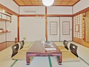 Stay in a rare old house next to a shrine - Image 2